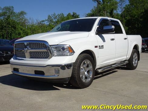 Used 2016 RAM 1500 Laramie AWD/4WD image 3
