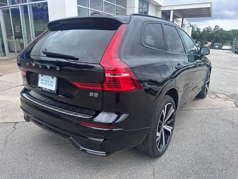 Used 2023 Volvo XC60 B5 Ultimate w/ Protection Package Premier FWD image 10