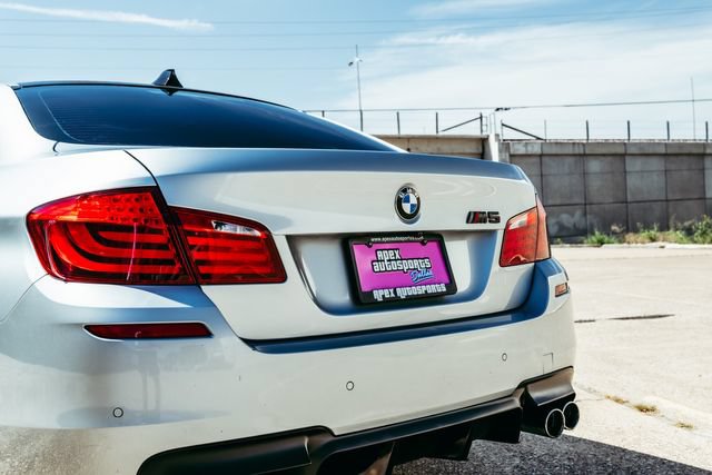 Used 2013 BMW M5 RWD image 33