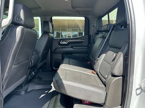 Used 2024 Chevrolet Silverado 1500 LT w/ Safety Package AWD/4WD image 27