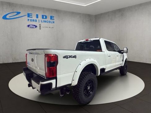New 2026 Ford F250 Lariat w/ Black Appearance Package AWD/4WD image 9