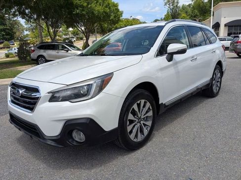 Used 2019 Subaru Outback 2.5i Touring w/ Popular Package #3A AWD/4WD image 6