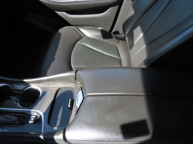 Used 2020 Buick Envision Essence AWD/4WD image 37
