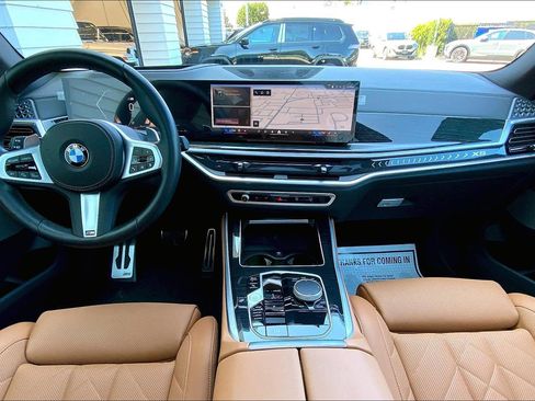 Used 2024 BMW X5 xDrive40i w/ M Sport Package AWD/4WD image 14