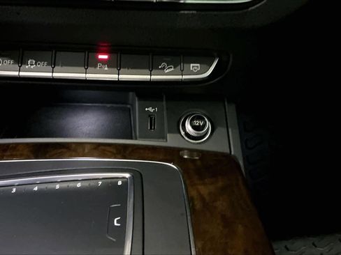 Used 2018 Audi Q5 2.0T Premium Plus w/ Premium Plus Package image 34