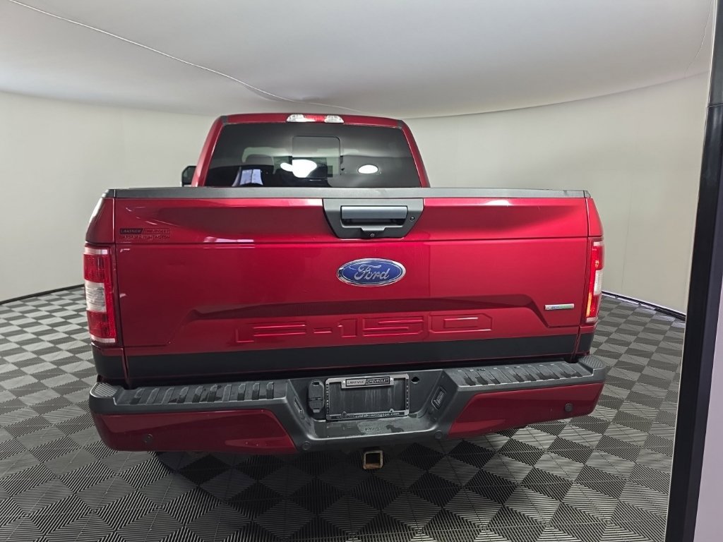Used 2018 Ford F150 XLT w/ Equipment Group 302A Luxury AWD/4WD image 4