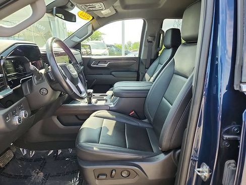 Certified 2023 GMC Sierra 1500 SLT w/ SLT Premium Package AWD/4WD image 13