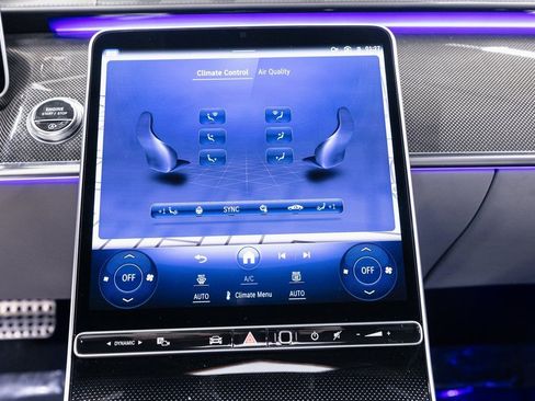 Used 2023 Mercedes-Benz S 580 4MATIC Sedan w/ AMG Line image 18