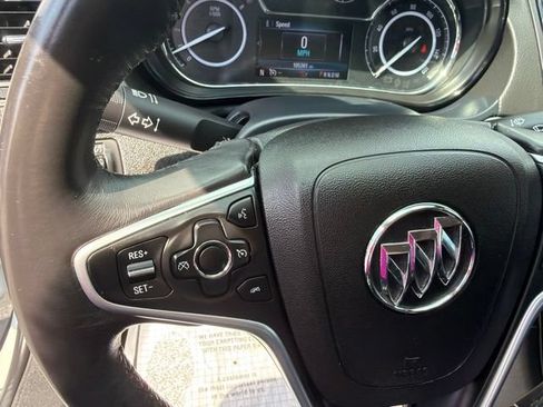 Used 2017 Buick Regal Sport Touring FWD image 16