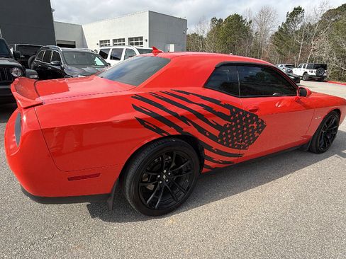 Used 2021 Dodge Challenger R/T w/ Performance Handling Group image 8