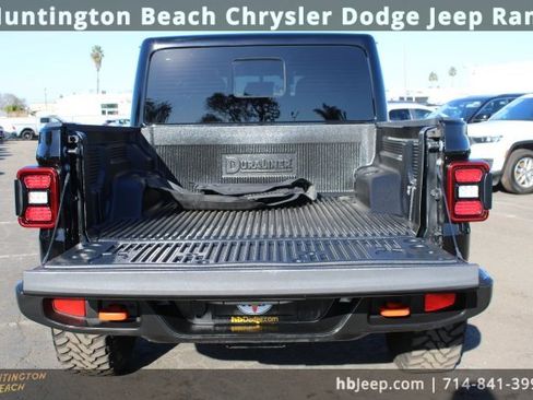Used 2021 Jeep Gladiator Mojave image 7