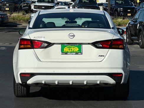Used 2025 Nissan Altima 2.5 SV AWD/4WD image 6