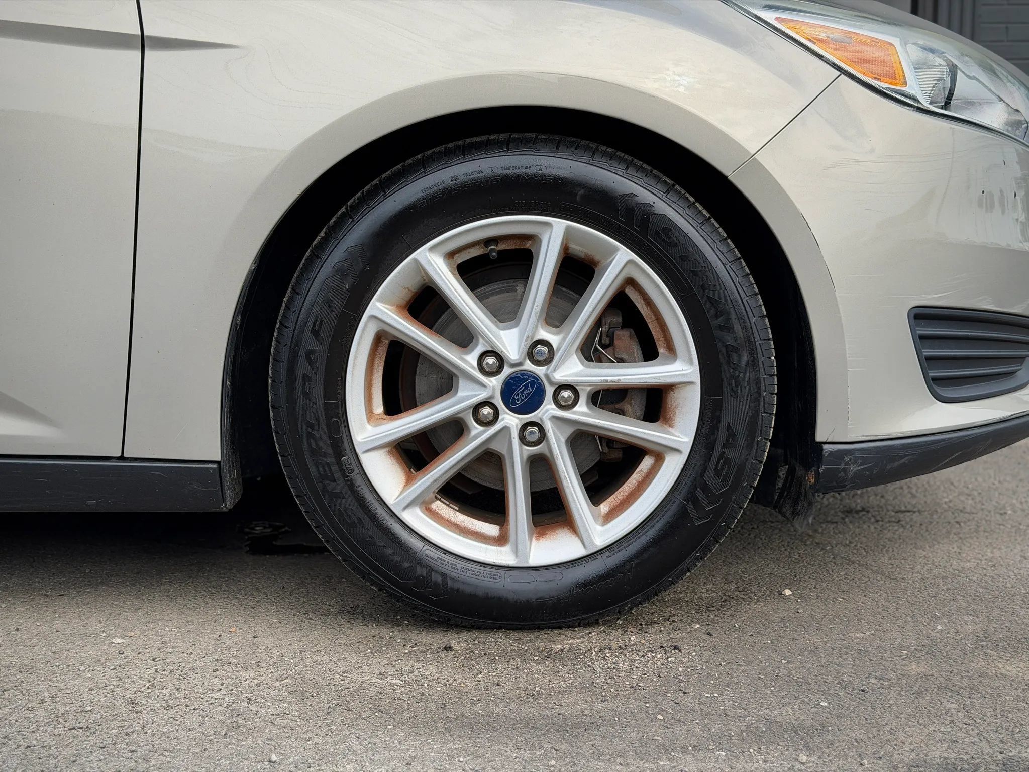 Used 2016 Ford Focus SE FWD image 19