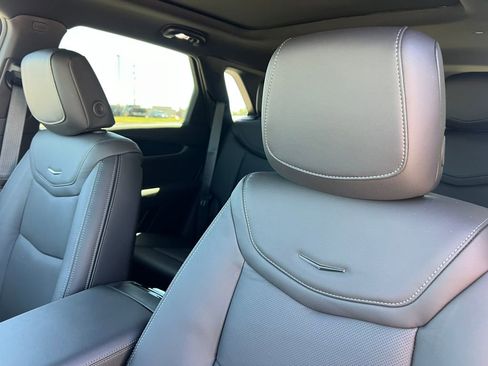 New 2026 Cadillac XT5 Premium Luxury w/ Driver Assist Package AWD/4WD image 11