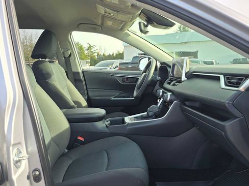 Certified 2023 Toyota RAV4 LE image 12