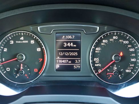 Used 2018 Audi Q3 2.0T Premium image 29