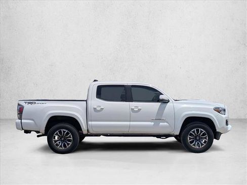 Used 2023 Toyota Tacoma TRD Sport RWD image 4
