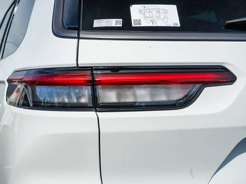 New 2026 Jeep Grand Cherokee L Summit image 7