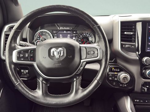 Used 2019 RAM 1500 Big Horn AWD/4WD image 13