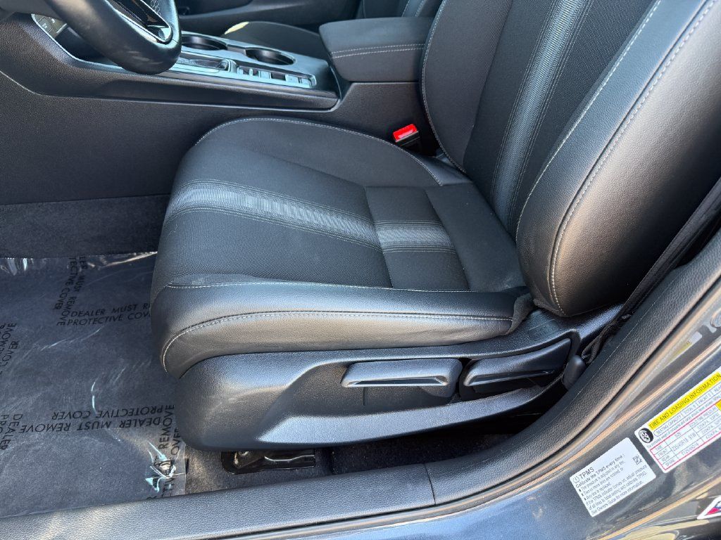 Certified 2025 Honda Civic Sport image 11