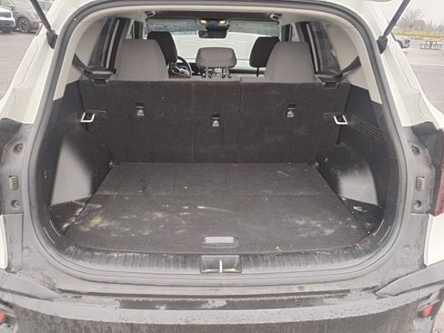 Used 2024 Kia Seltos LX image 10