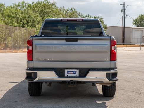Used 2025 Chevrolet Silverado 1500 LT RWD image 7