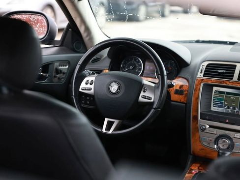 Used 2008 Jaguar XK Coupe image 27