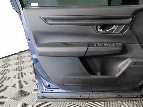 Used 2024 Honda CR-V Sport image 11
