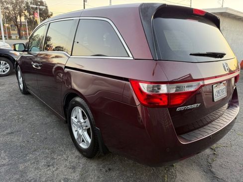 Used 2012 Honda Odyssey Touring image 7