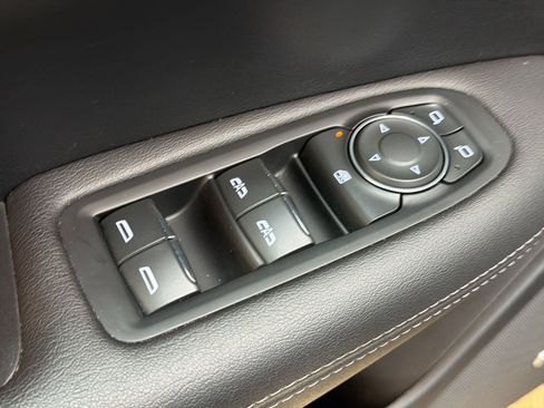 Certified 2023 Cadillac XT5 Luxury AWD/4WD image 25