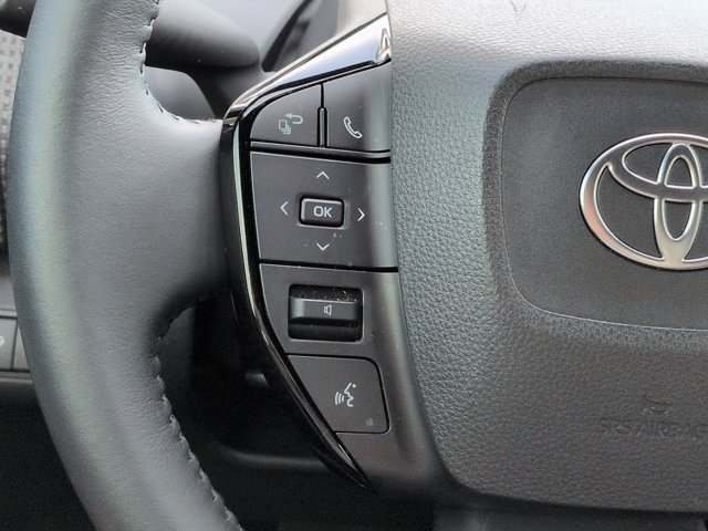 Used 2024 Toyota bZ4X FWD image 25