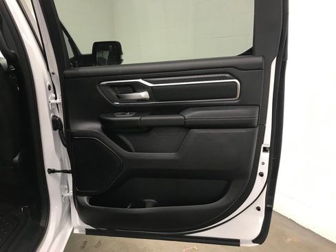 New 2026 RAM 1500 4x4 Crew Cab image 35