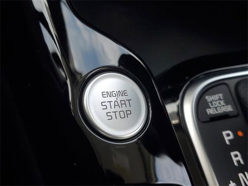 Certified 2025 Kia Soul GT-Line image 23