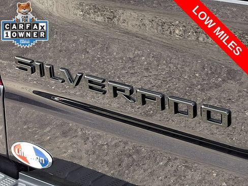 Used 2024 Chevrolet Silverado 1500 LT Trail Boss w/ Convenience Package II AWD/4WD image 31