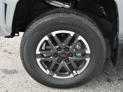 Used 2025 Toyota Tacoma TRD Sport AWD/4WD image 10