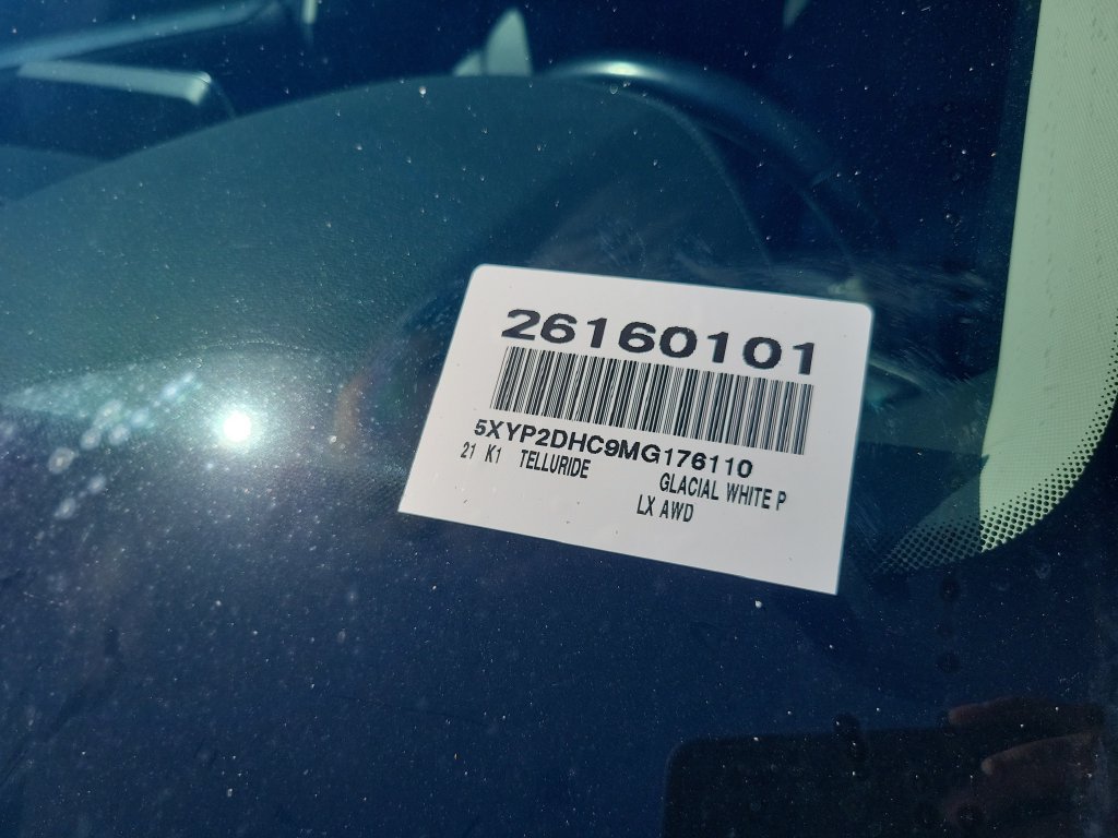 Used 2021 Kia Telluride LX AWD/4WD image 5