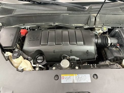 Used 2017 Chevrolet Traverse LT FWD image 32