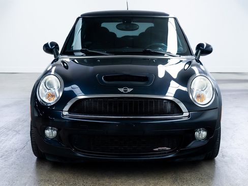 Used 2009 MINI Cooper John Cooper Works image 2