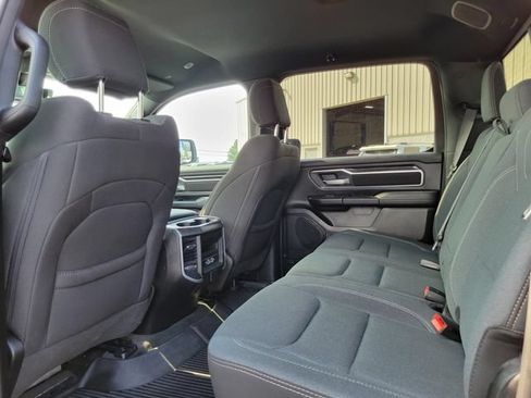 Used 2023 RAM 1500 Big Horn AWD/4WD image 23