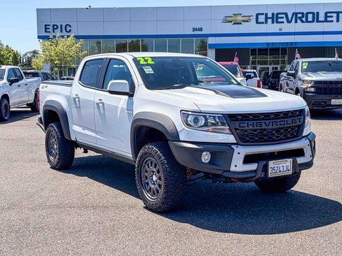 Used 2022 Chevrolet Colorado ZR2 w/ Colorado ZR2 Bison Edition AWD/4WD image 5