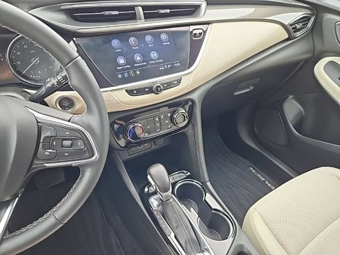 Used 2021 Buick Encore GX Preferred w/ Cold Weather Comfort Package FWD image 22