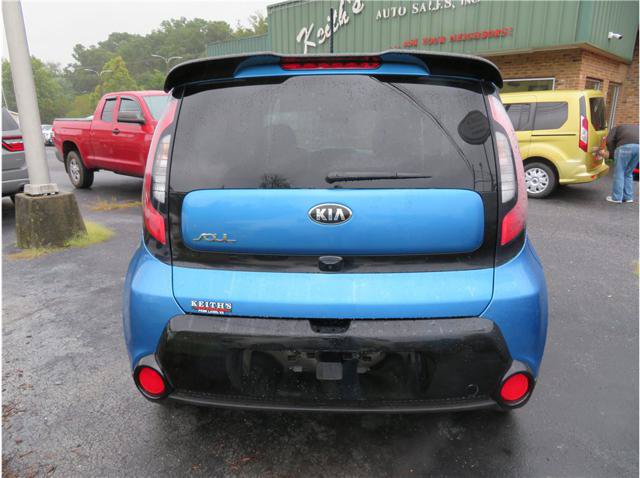 Used 2016 Kia Soul + w/ Designer's Package FWD image 16