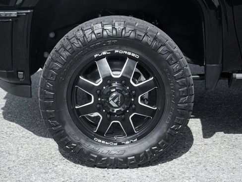 Used 2024 GMC Sierra 3500 Denali w/ Denali Reserve Package AWD/4WD image 46
