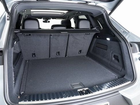New 2025 Porsche Cayenne image 26