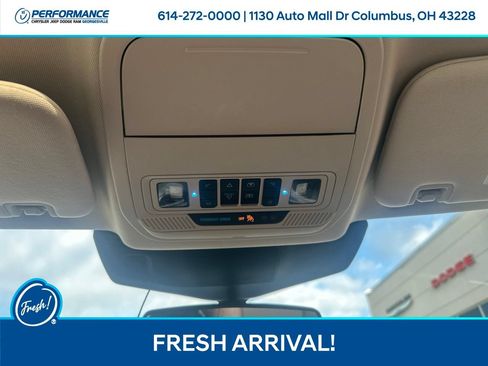 Used 2020 Ford Explorer XLT w/ Equipment Group 202A AWD/4WD image 23
