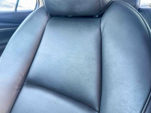 Used 2023 MAZDA MAZDA3 s image 22