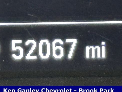 Used 2020 Chevrolet Silverado 1500 Custom w/ Custom Value Package image 14