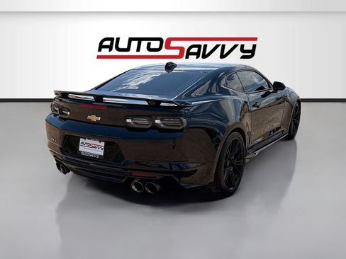 Used 2021 Chevrolet Camaro ZL1 RWD image 7
