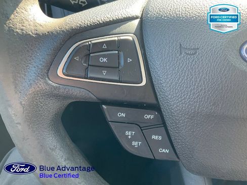 Used 2018 Ford Focus SE FWD image 8