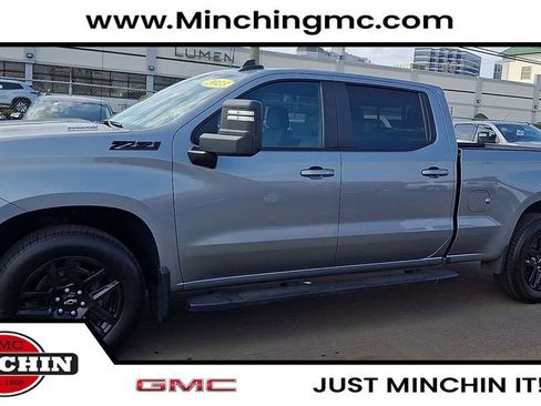 Used 2023 Chevrolet Silverado 1500 RST AWD/4WD image 3